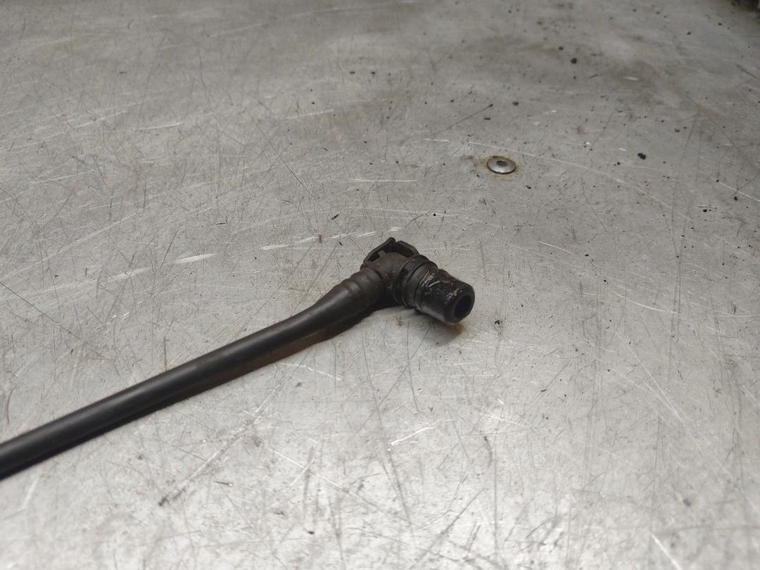 Трубка вакуумная SKDL20 Peugeot Partner купить