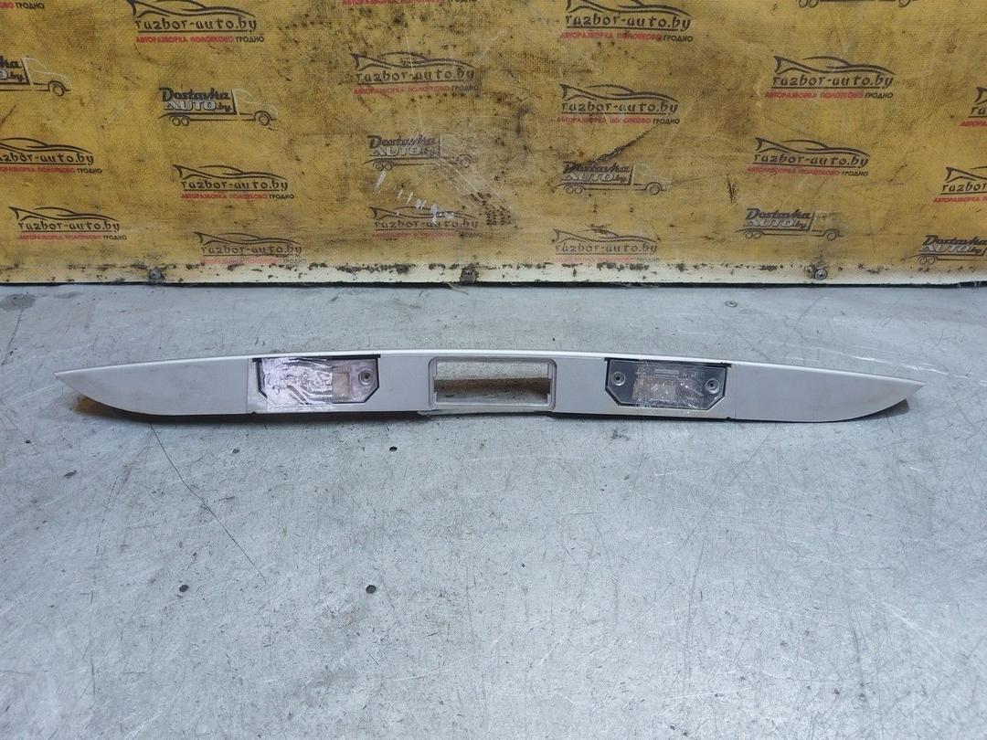 Накладка подсветки номера JL9OWL Ford Focus - Фото 2