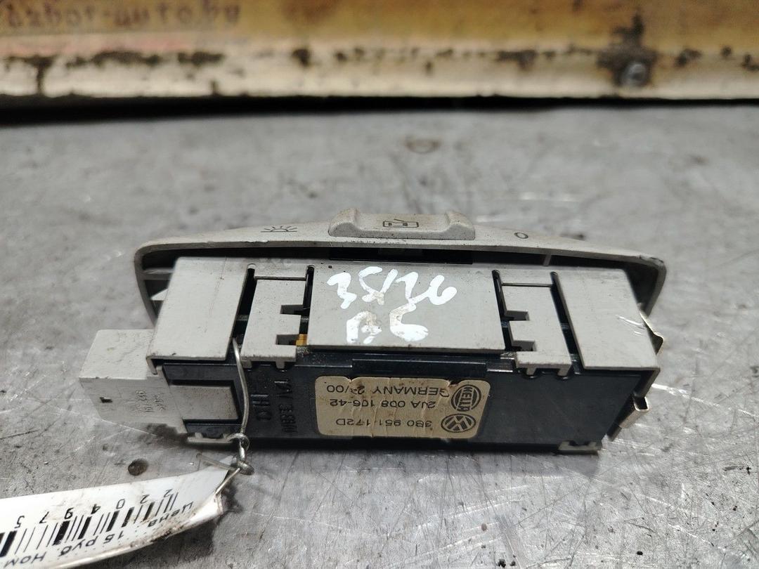 Подсветка салона EMNO0X Volkswagen Passat - Фото 2