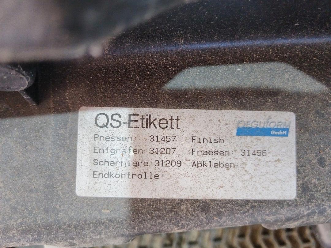 Крышка багажника (дверь 3-5) CB0MXZ Mercedes A W168 undefined