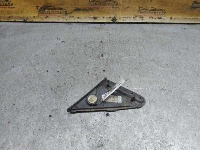 Накладка крыла (уголок зеркала) переднего правого 36KM18 Toyota Avensis купить в магазине запчастей бу