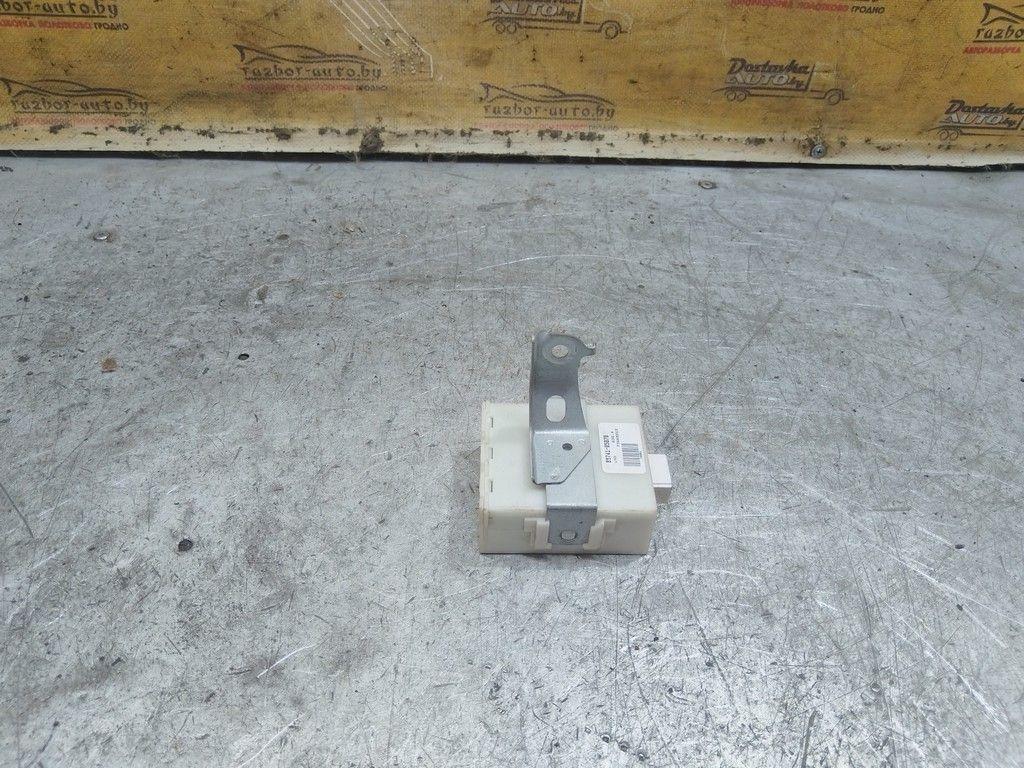 Блок управления центральным замком W2VQKZ Toyota Avensis - Фото 3