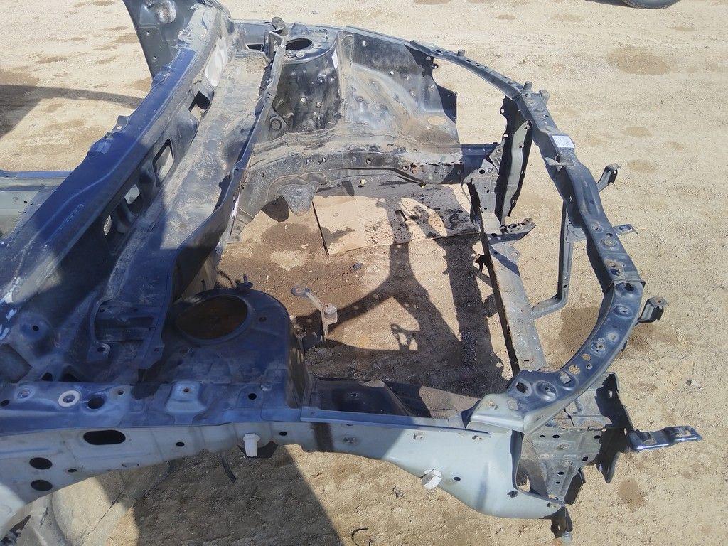 Передняя панель крепления облицовки (телевизор) XUTDJL Toyota Avensis - Фото 3