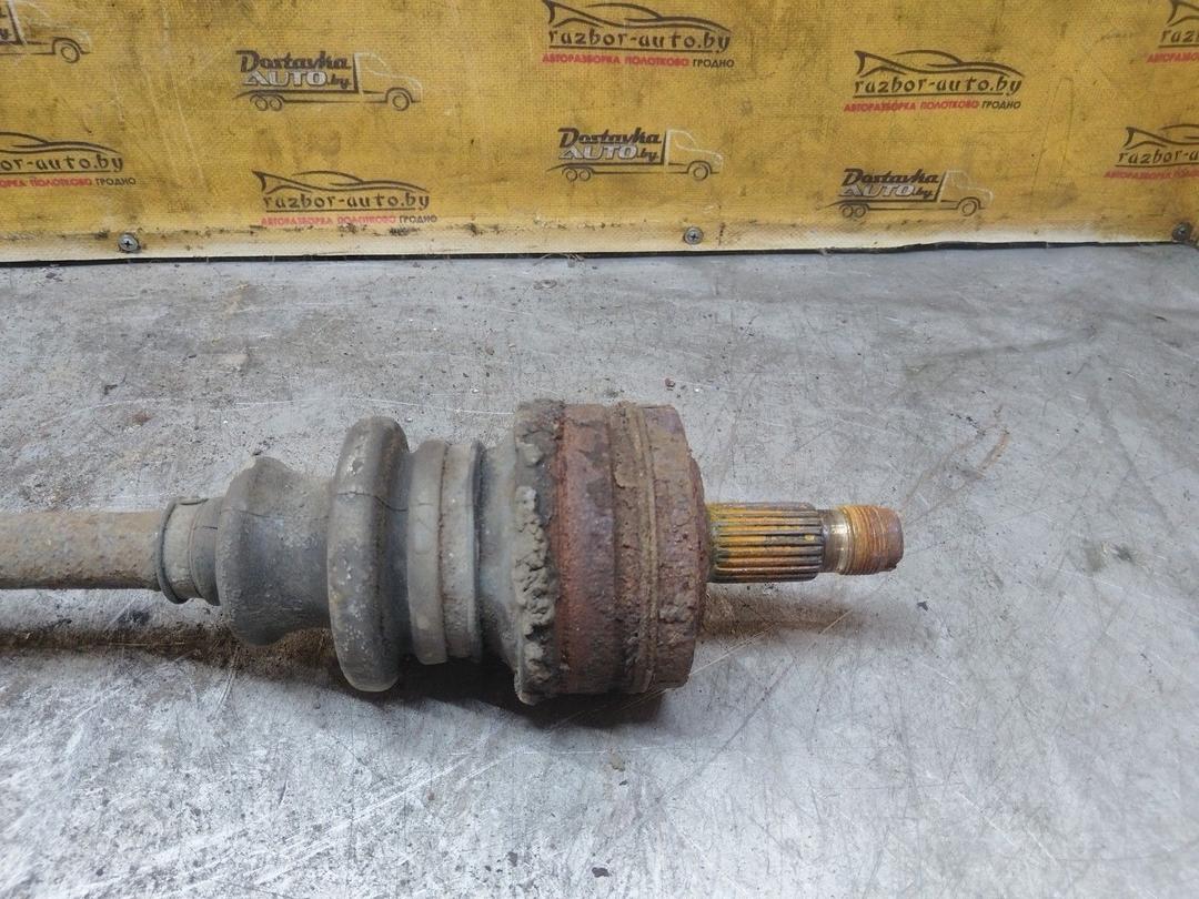 Полуось задняя (приводной вал, ШРУС) 4J40BB Mercedes C W202 undefined