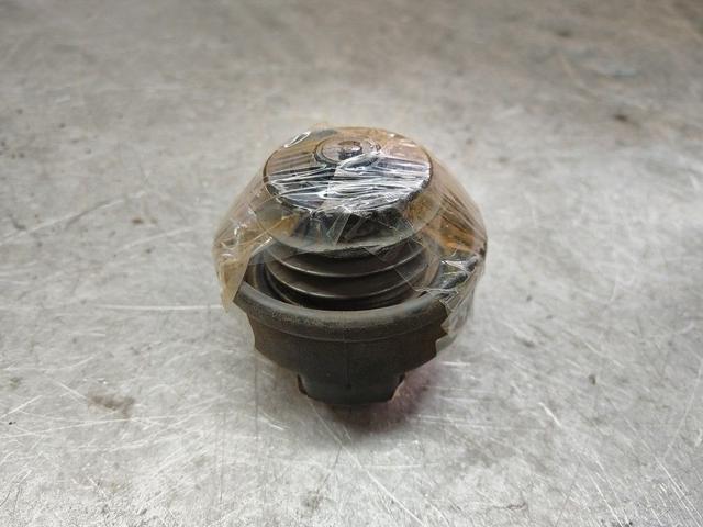 Крышка топливного бака VHL1JH Audi A3 купить