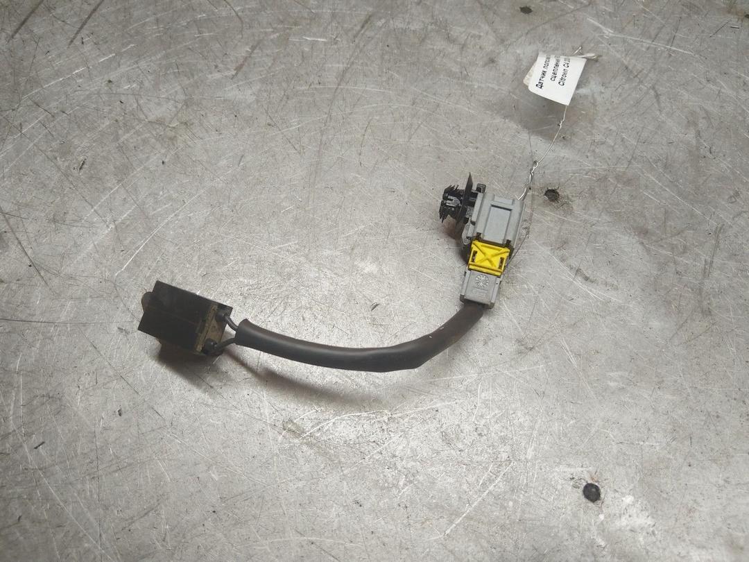 Датчик положения педали сцепления F4DF0B Citroen C4