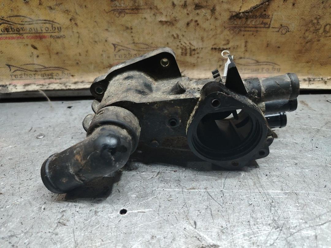 Корпус термостата JWWQ04 Volkswagen Polo - Фото 3