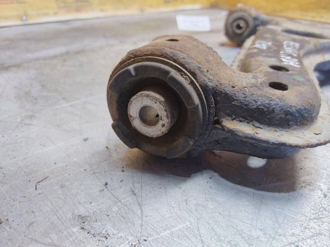 Рычаг передний правый ZPXA70 Opel Astra купить с доставкой