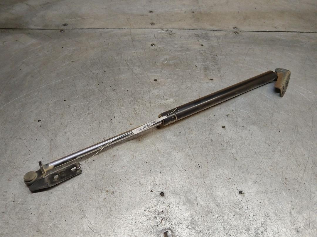 Амортизатор крышки багажника (3-5 двери) 3BLP18 Mazda Premacy - Фото 1