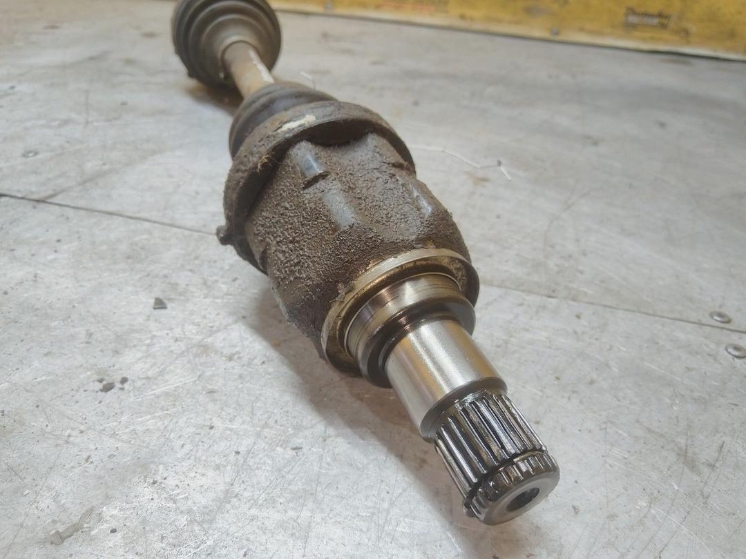 Полуось передняя левая (приводной вал, ШРУС) 9JL9GG Toyota Avensis - Фото 3