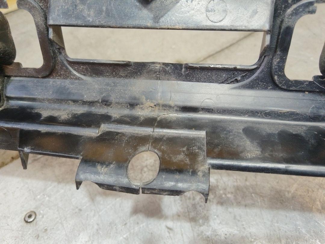 Накладка замка багажника YDRCK6 BMW 5 E39 - Фото 11