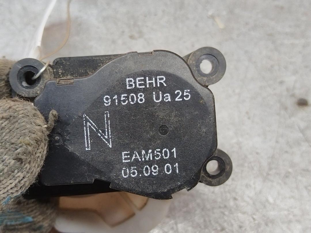 Моторчик заслонки печки I1A13C Peugeot 307 купить в магазине запчастей бу