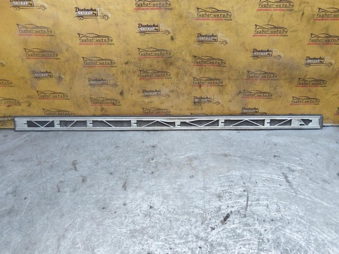 Молдинг двери передней правой J8XG3X Peugeot 607 купить