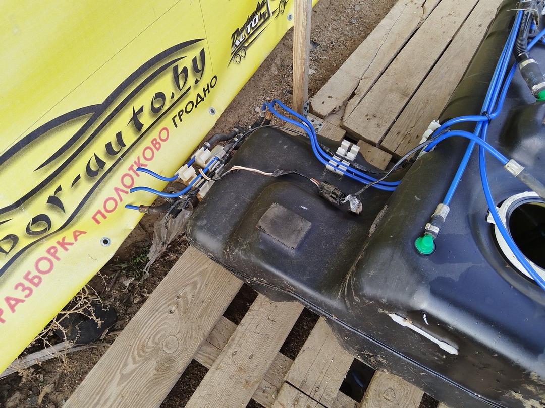 Бак топливный RECQS4 BMW X5 E53 купить