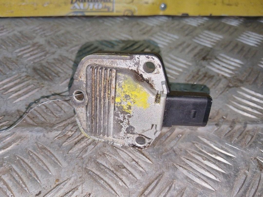 Датчик уровня масла 5HW1XB Volkswagen Golf - Фото 2