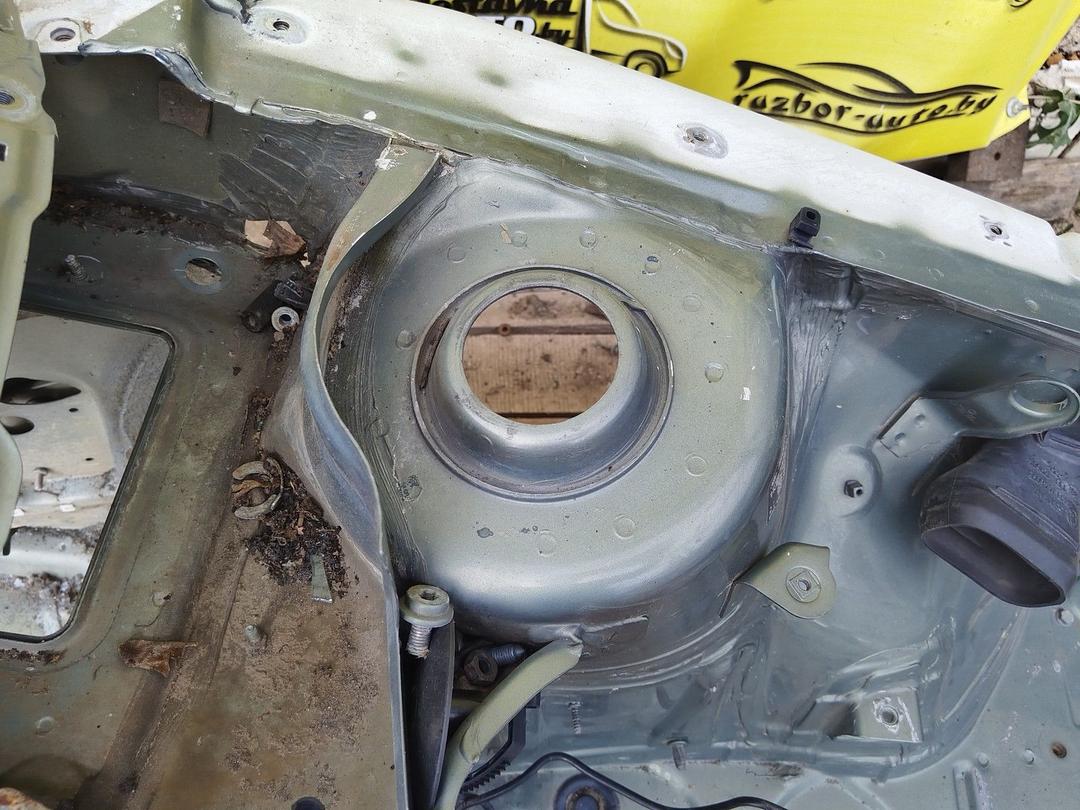 Стойка кузовная передняя левая 7BJOJL Skoda Octavia undefined