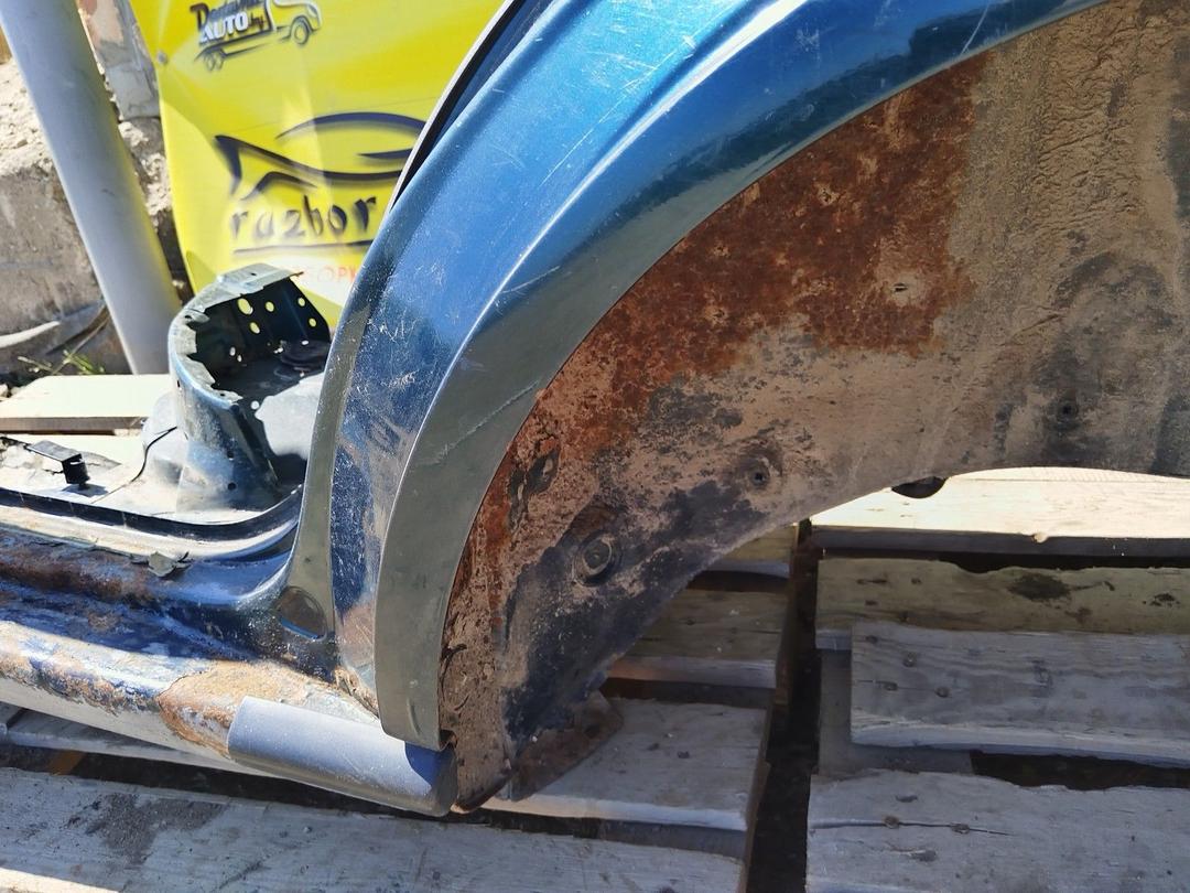 Крыло заднее левое ZJNE1G Audi A4 купить в магазине запчастей бу