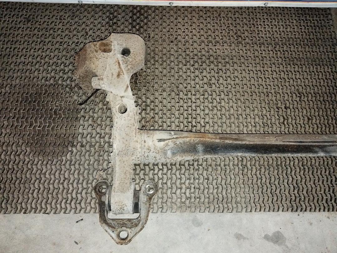 Балка подвески задняя I5EJPS Opel Astra undefined