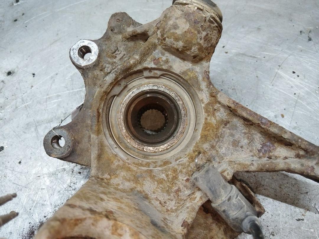 Кулак поворотный левый 24D91R Peugeot 406 - Фото 4