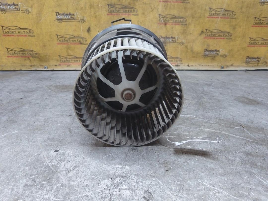 Моторчик печки KN3784 Peugeot 407 купить с доставкой