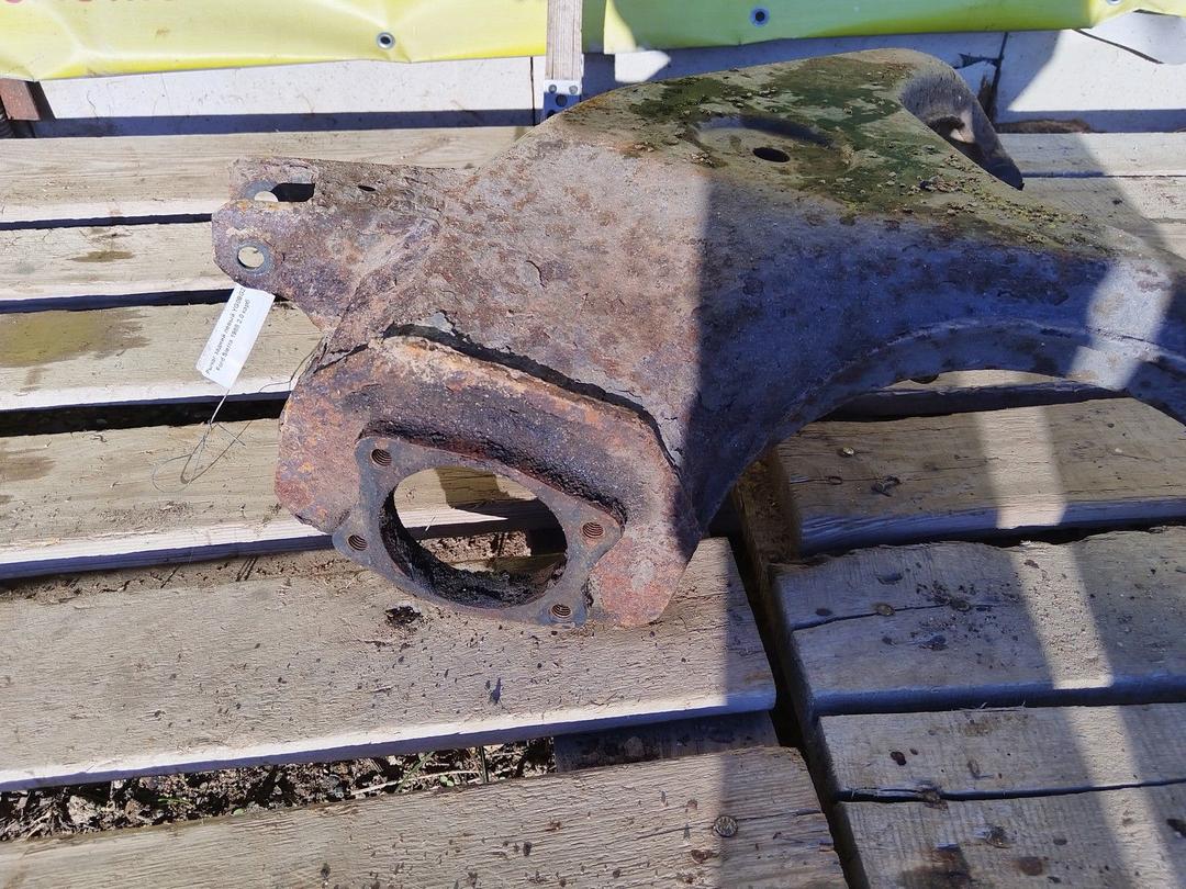 Рычаг задний левый YG0BG2 Ford Sierra купить на авторазборке