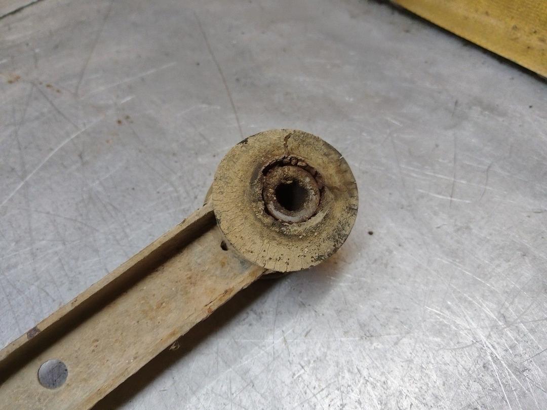 Рычаг задний левый WKHOV5 Mazda Premacy - Фото 2