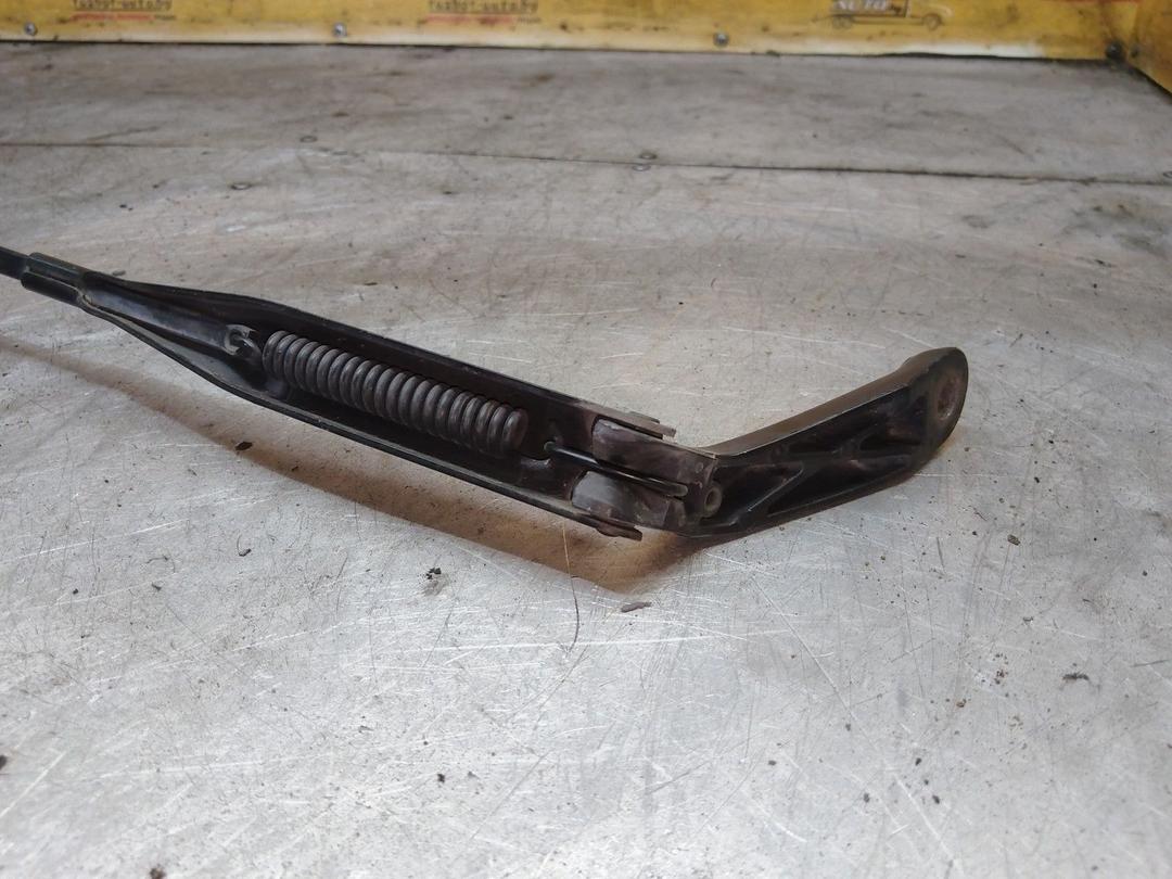 Щеткодержатель (поводок стеклоочистителя, дворник) TLSDR3 Renault Safrane купить