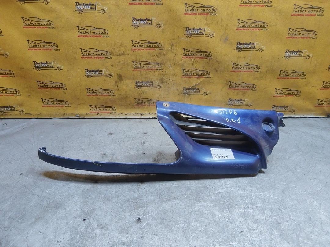 Решетка радиатора 5WQZNH Renault Scenic