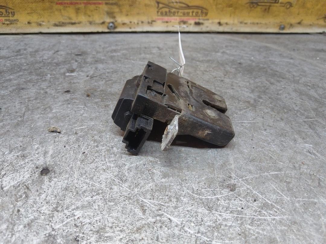 Замок багажника 74QT4M Renault Espace купить