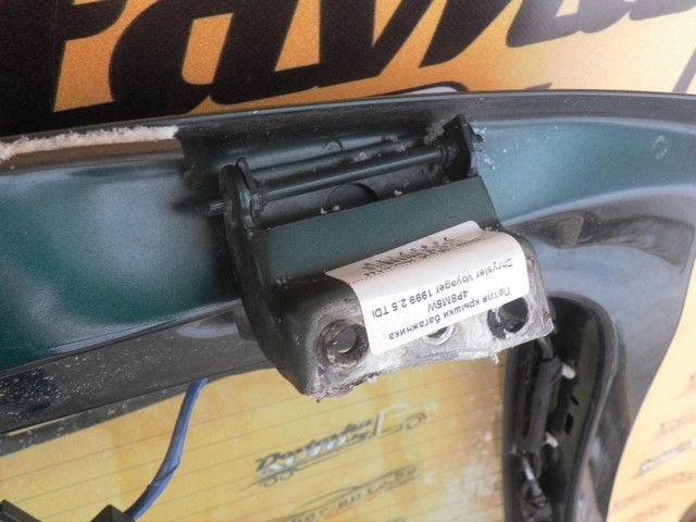 Петля крышки багажника 4P8M5W Chrysler Voyager купить с доставкой