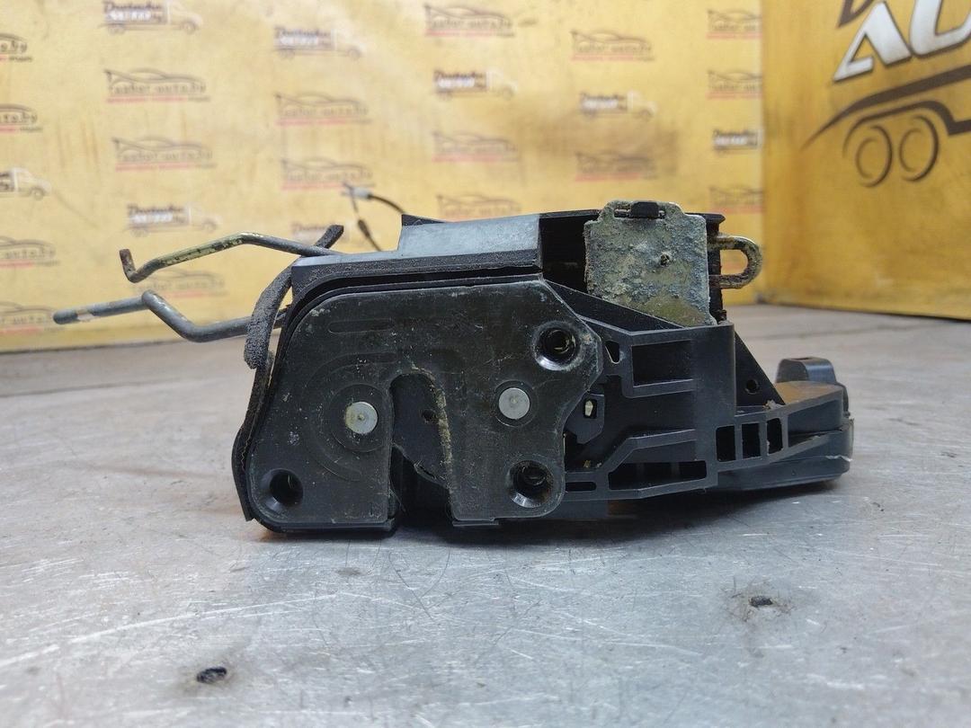 Замок двери передней правой 7M1L11 Hyundai Trajet - Фото 1