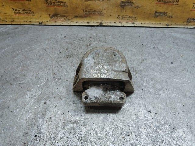 Кронштейн двигателя C3S6HB Volkswagen Polo