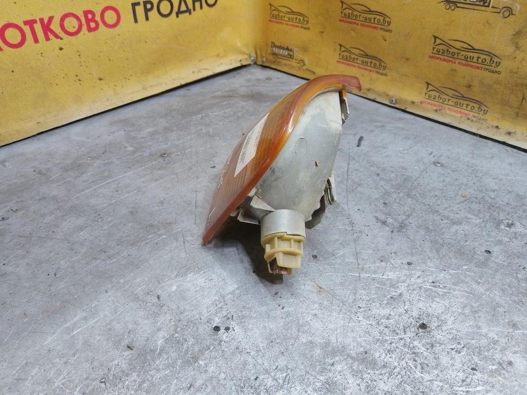 Поворотник левый 93B1TJ Audi 100 купить в магазине запчастей бу