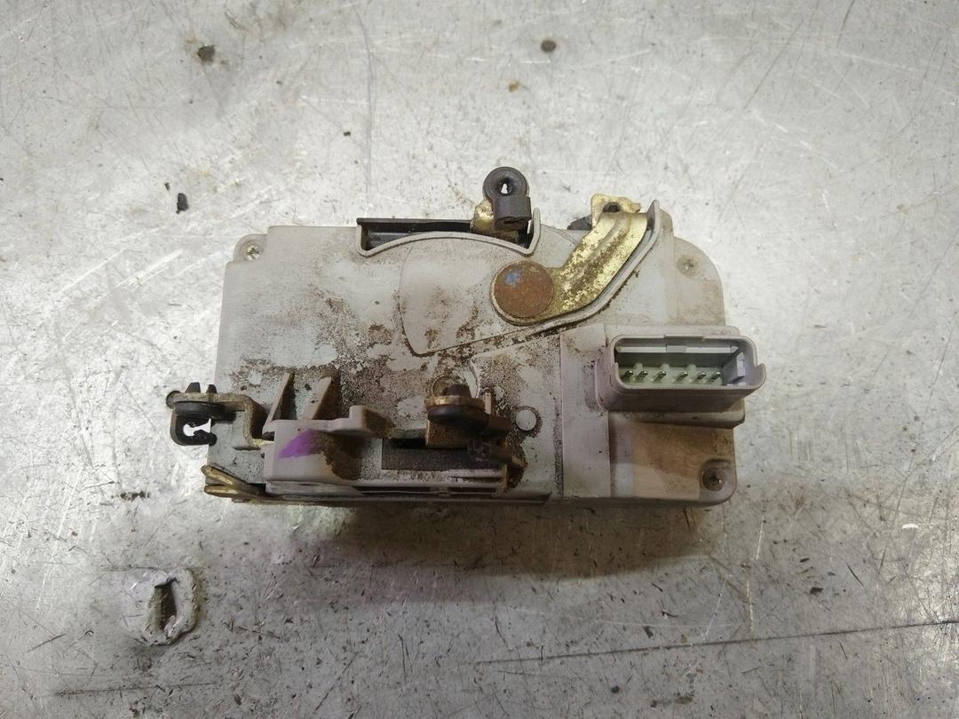 Замок двери передней правой 0RYI2R Peugeot 406 купить с доставкой