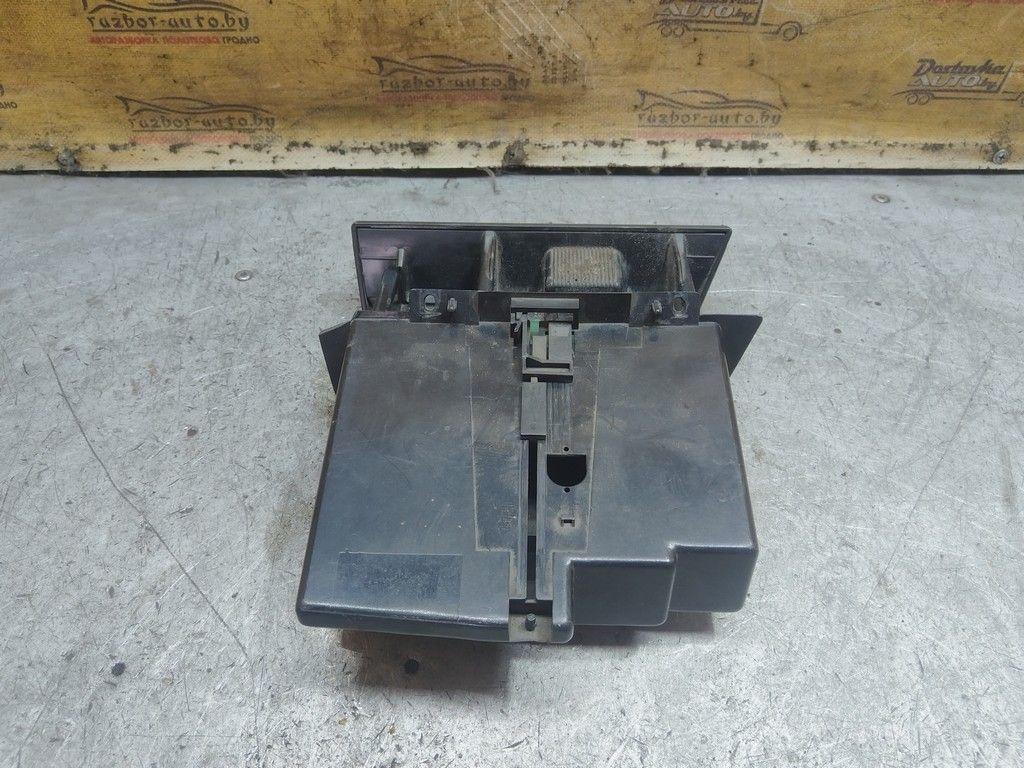 Пепельница K3WWD0 Citroen Xantia - Фото 3