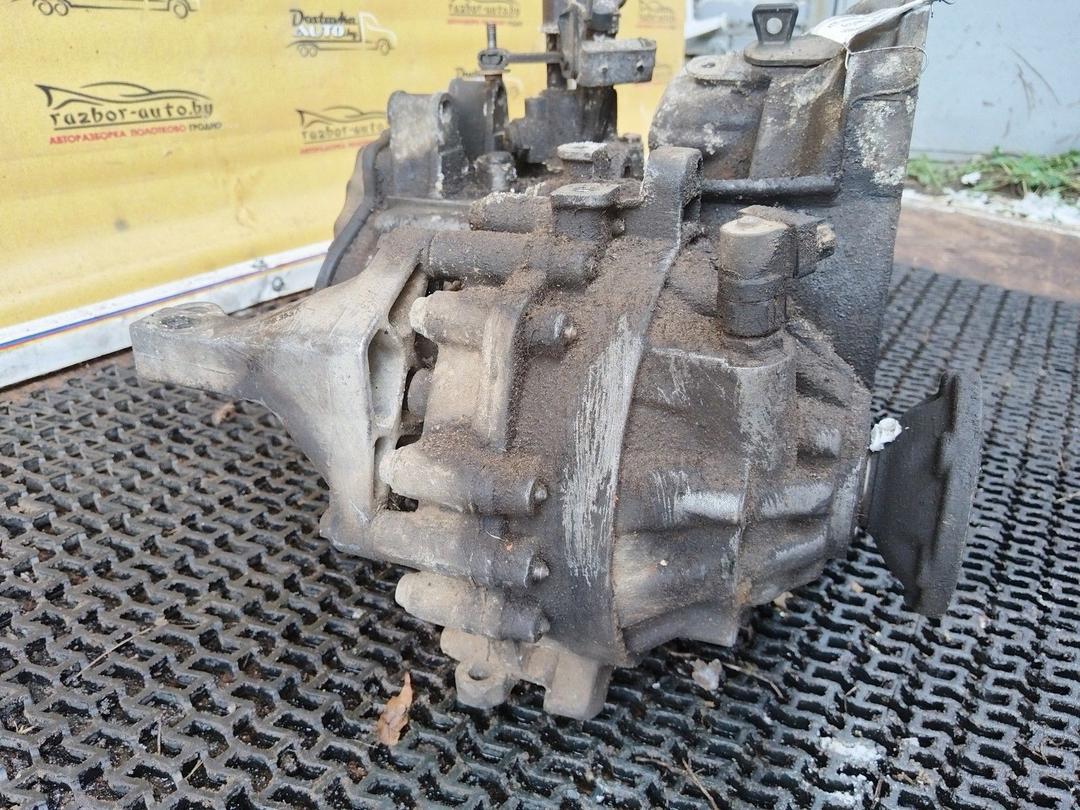 КПП механическая (МКПП) 5-ступенчатая 67N0PD Volkswagen Passat - Фото 5