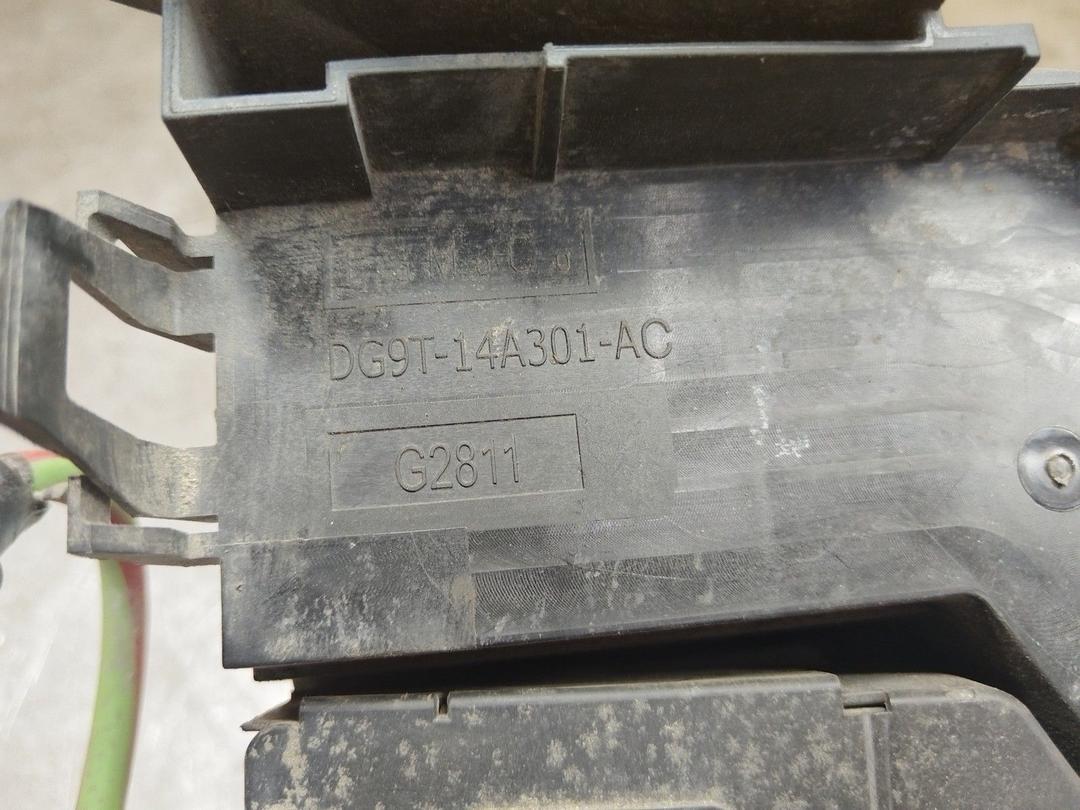 Блок предохранителей 5WPEJC Ford Fusion купить на авторазборке