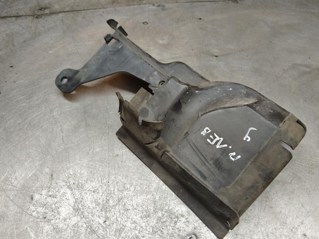 Дефлектор радиатора 92RPH4 Volvo XC70