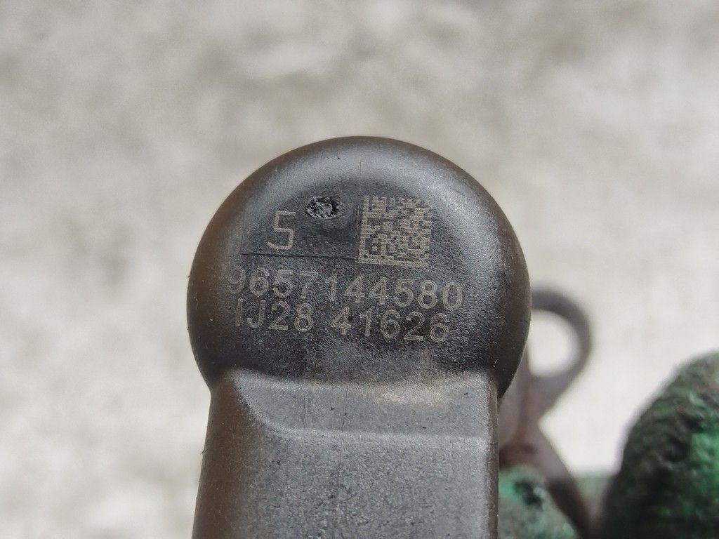 Форсунка O1U72Q Ford Galaxy - Фото 5