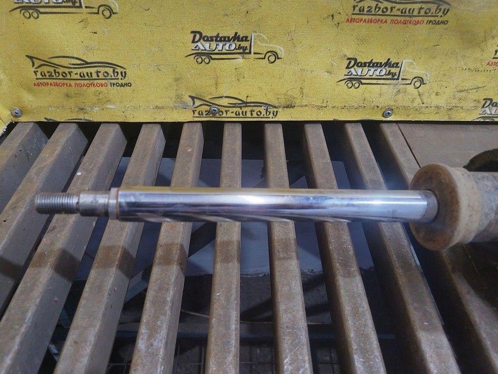 Амортизатор передний правый 662CY4 Toyota Yaris Verso - Фото 2