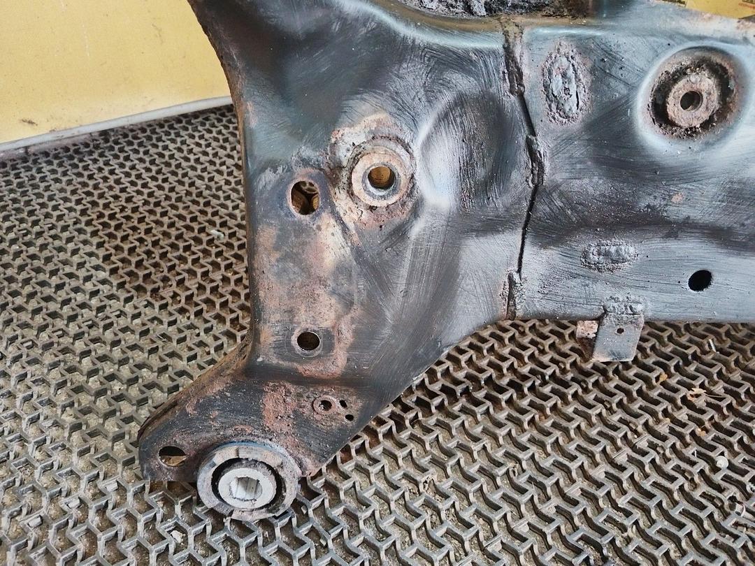 Балка подвески передняя (подрамник) 0Z6C3U Volvo XC70 undefined