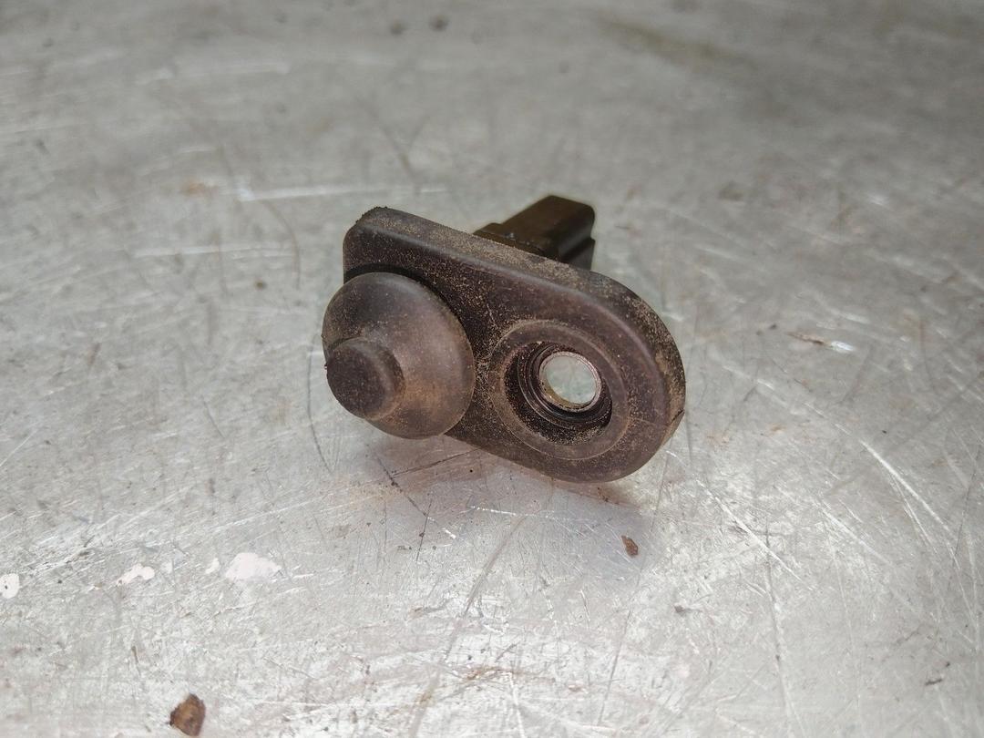 Выключатель концевой (концевик) 3M9G4T Kia Sorento