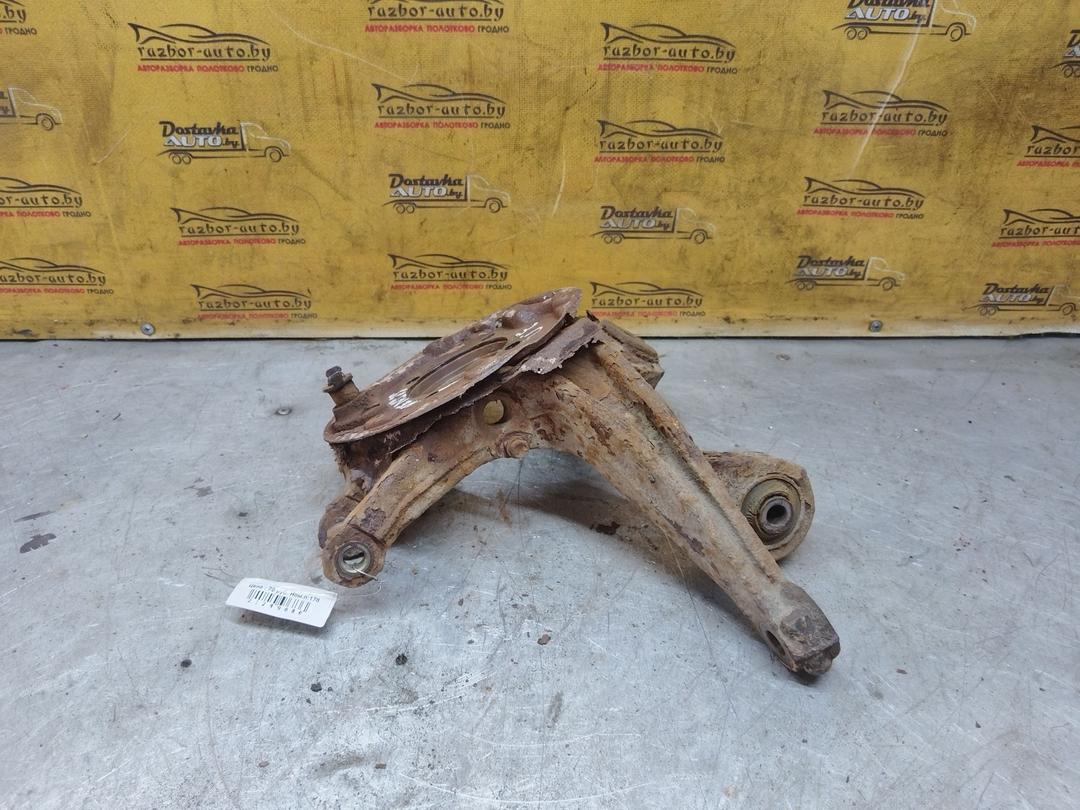 Кулак задний правый F91O4M Toyota Avensis купить в магазине запчастей бу