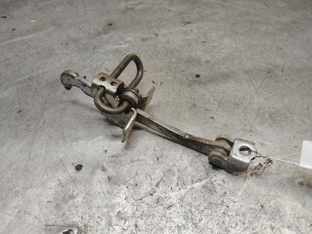 Ограничитель открывания двери передней 50Q5FZ Opel Zafira - Фото 1