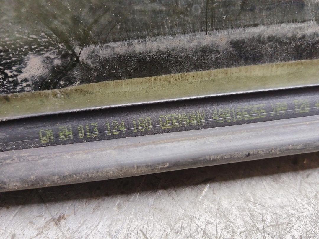 Стекло двери задней правой MR3P9W Opel Astra купить в магазине запчастей бу