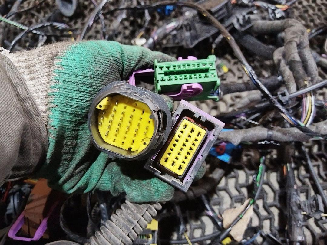 Проводка салона ZLCA9F Fiat Linea - Фото 4