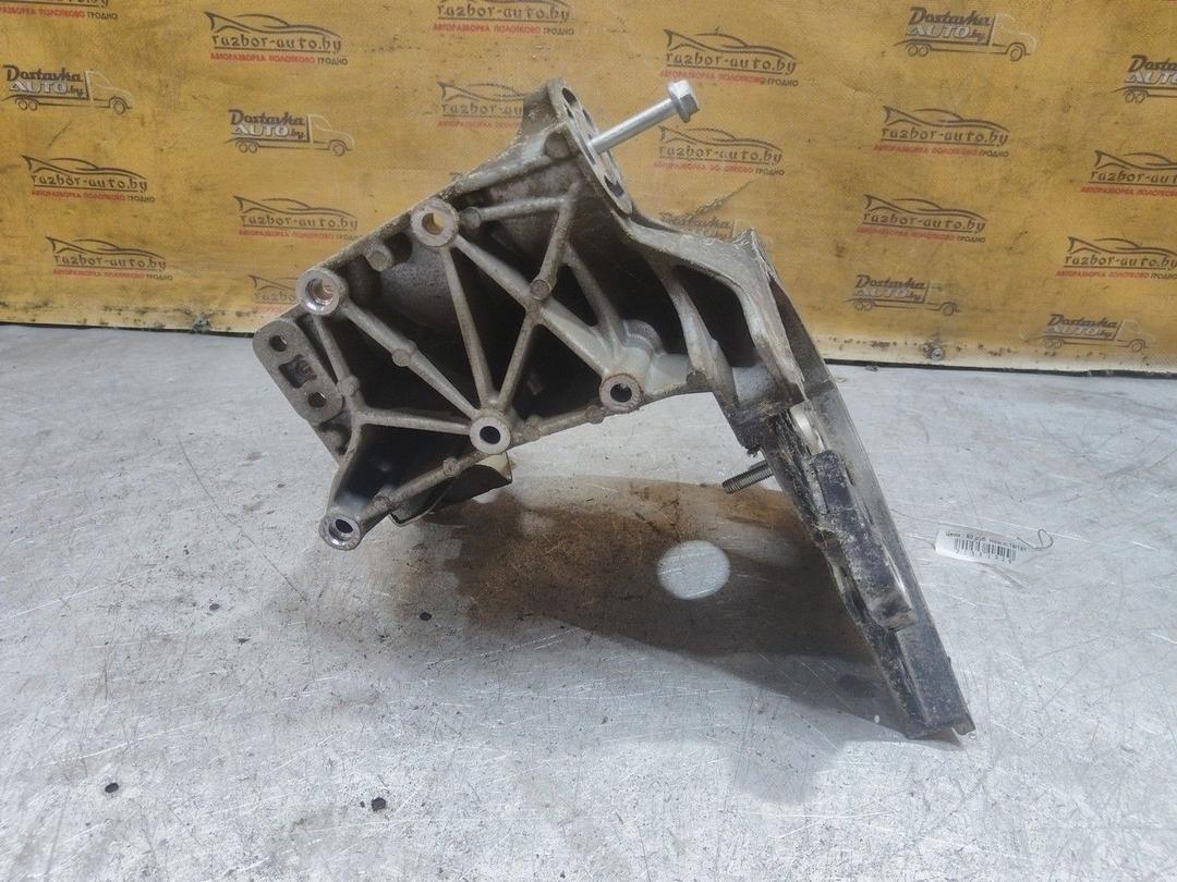 Крепление ТНВД E5M9HP Opel Astra - Фото 4