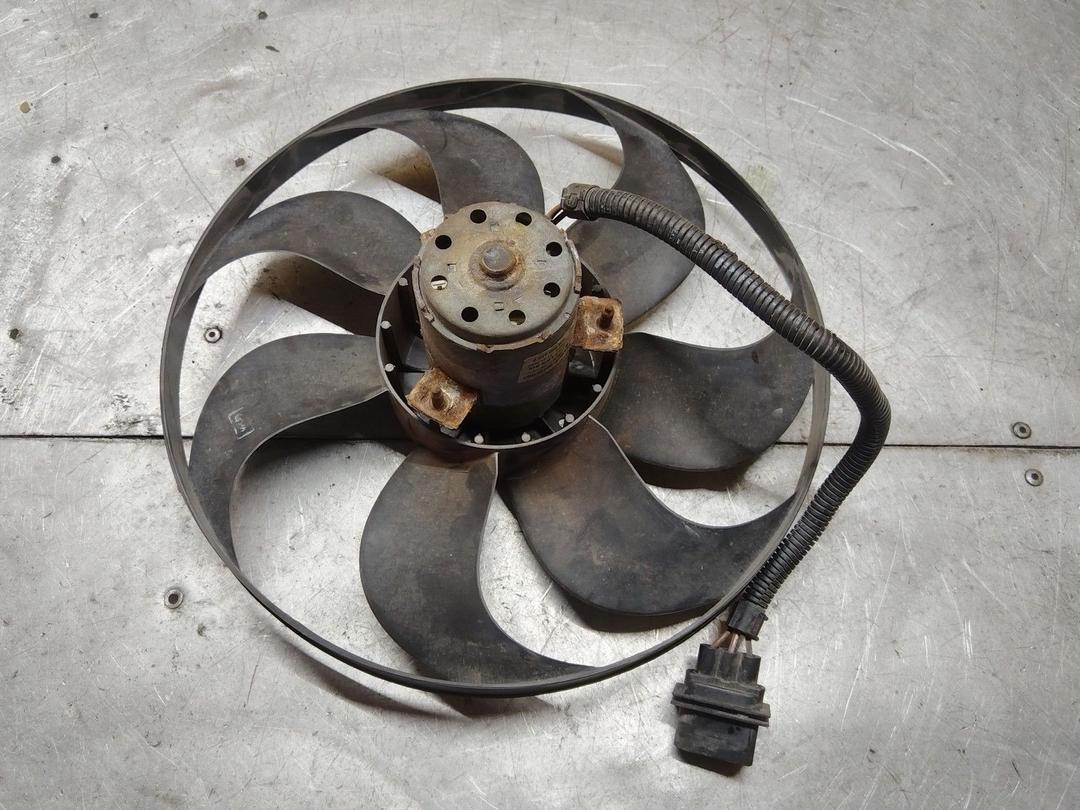 Вентилятор радиатора IA61HW Volkswagen Golf купить