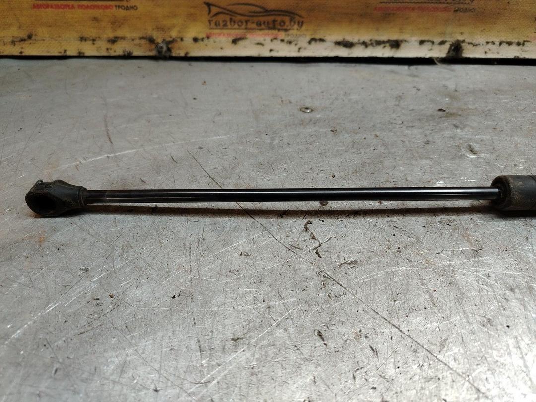 Амортизатор крышки багажника (3-5 двери) JP3G7M Peugeot 106 - Фото 2