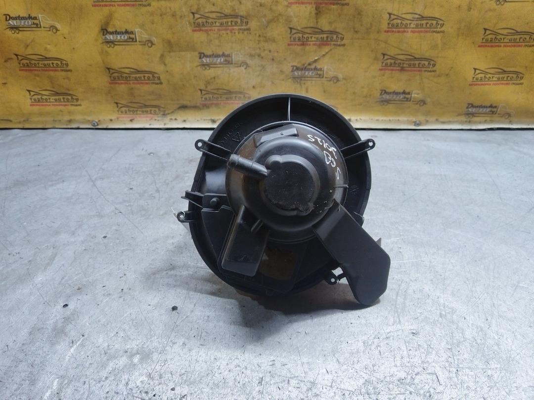 Моторчик печки 50U061 Volvo S60 купить на авторазборке